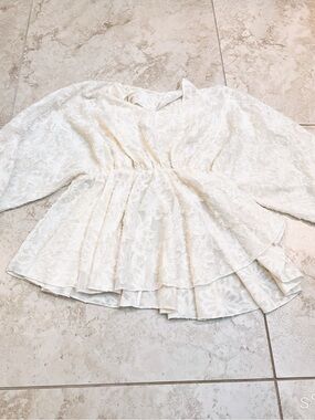 Free- puff Blouse